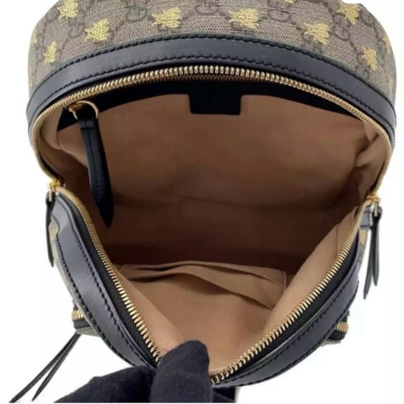 Gucci Beige and Brown Bee Pattern Backpack - Picture 12 of 14